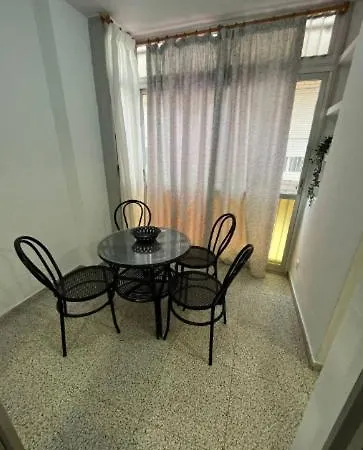 Apartmán Centro De Benidorm, Santa Faz 35 *