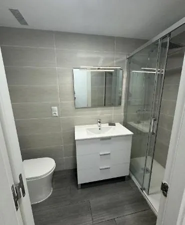 Centro De Benidorm, Santa Faz 35 *